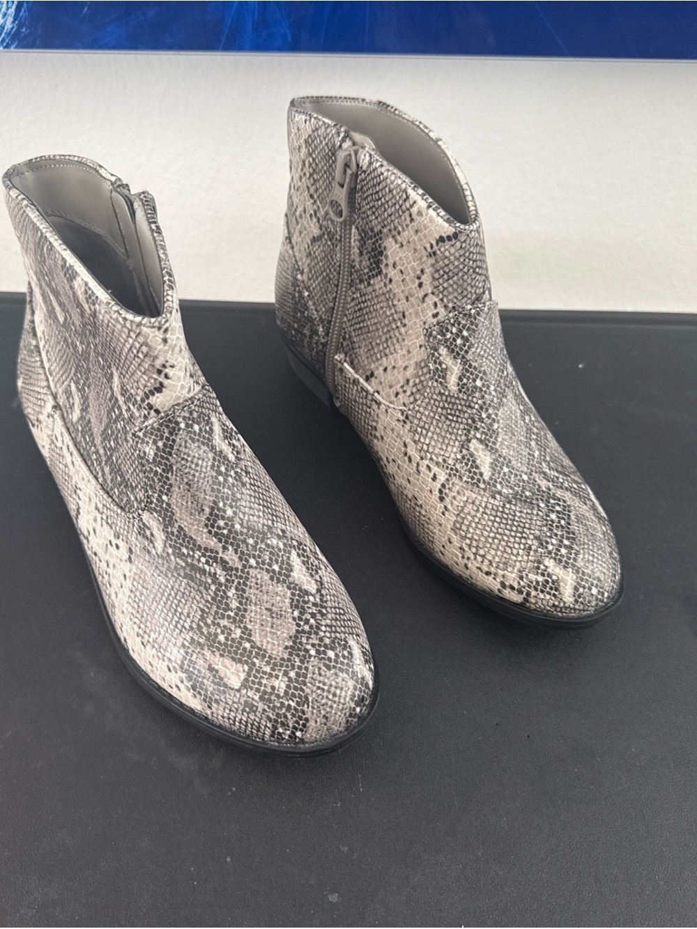 Cat & Jack Girls' Snake-Print Ankle Boots in Gray and Cream